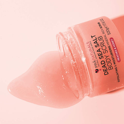 PraNaturals Dead Sea Salt Body Scrub 500G - Hydrating & Moisturising, Natural Oils & Minerals, Exfoliating, Softening & Nourishing, All Skin Types, No Parabens, Vegan & Cruelty Free (Peaches & Honey)