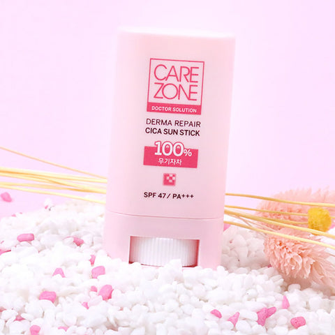 CAREZONE Doctor Solution Derma Repair Cica Sun Stick