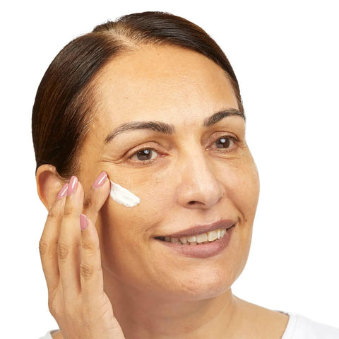 No7 Restore & Renew Multi Action Face & Neck SPF 30 Day Cream - Firming & Hydrating Face Moisturizer with Hyaluronic Acid to Help Reduce the Appearance of Wrinkles - Fragrance-Free (1.69 Fl Oz)