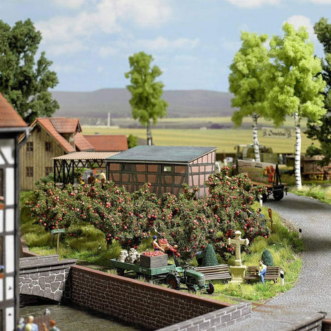 Busch 6620 Apple Orchard & Harvest HO Scenery Scale Model Scenery