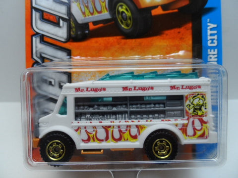 Matchbox 2013 #004 MBX Adventure City Food Truck 4 of 120