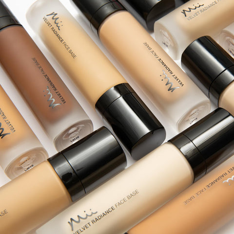 Mii Cosmetics | Satin-Finish Velvet Radiance Face Base | Weightless Radiant Medium-High Coverage Liquid Foundation |Truly 15