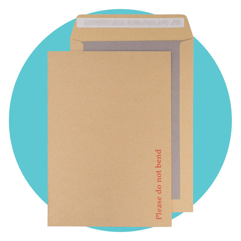 Triplast 50 x A4 C4 Manilla Hard Board Back Envelopes (324x229mm) - Cardboard Backed Envelopes with Peel & Seal Strip - Rigid Do Not Bend Envelopes for Mailing Posting Shipping & Storing Documents