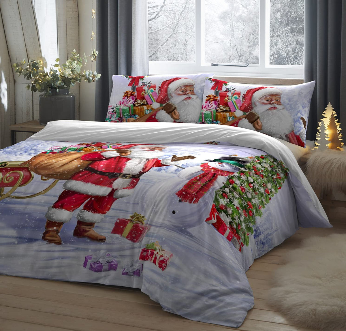 Fusion - Santa in the Snow Duvet Cover - Single Bedding Size (140 x 200cm) - 1x Pillowcase Included - Easy Care - Father Christmas & Snowman Duvet Cover - Traditional Christmas Bedding