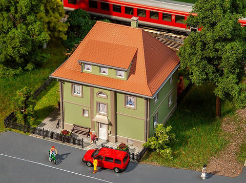 130682 Faller HO Scale 1:87 Kit of KirchstraÃƒÆ’Ã…Â¸e 5 Residential Building - New 2021