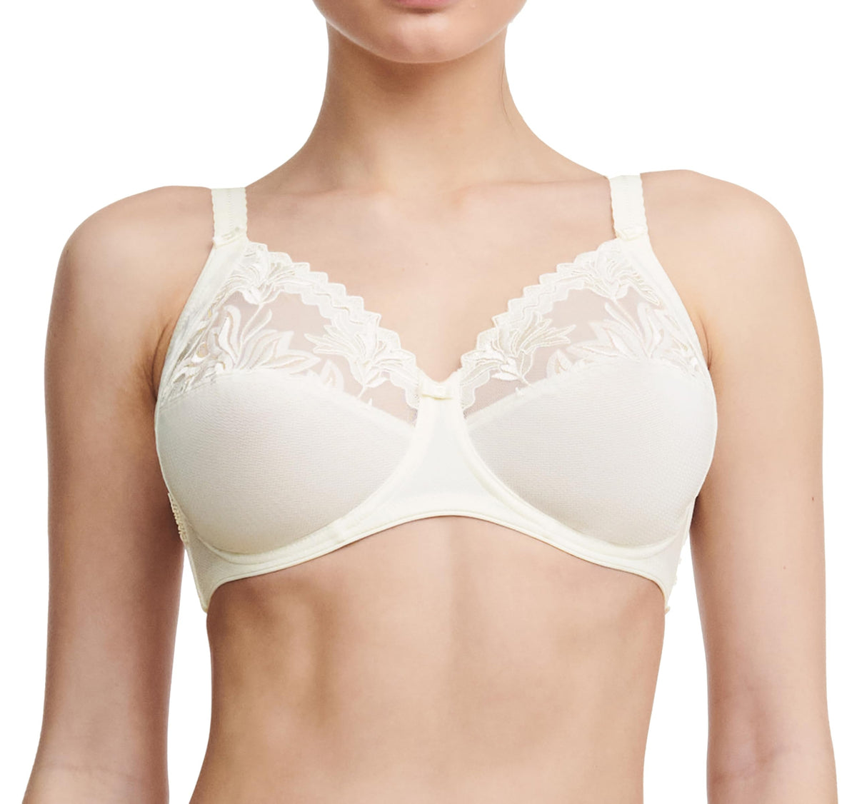 Chantelle Women's, AMAZONE, Very Covering Underwired Bra, Women's lingerie, Off-white (Elfenbein 35), 36DD