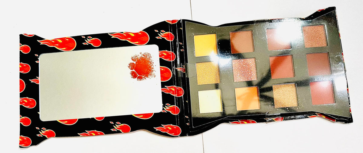 Eyeshadow Palette with 12 Cruelty-Free Vegan Shades