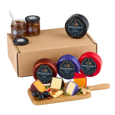 Snowdonia Cheese Company | Cheese & Chutney Deli Gift Box | 4 Luxury Snowdonia Cheeses & 2 Snowdonia Crafted Chutneys