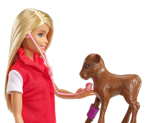 Barbie GCK86 Sweet Orchard Farm Blonde Doll and Playset with 7 Animals