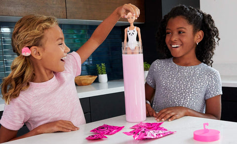 Barbie Color Reveal Doll & Accessories, Animal-Themed Looks, 7 Surprises, 1 Doll (Styles May Vary)