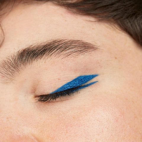 3INA The 24H Eye Stick - Creamy, Waterproof Formula - 2 In 1 Eyeshadow And Eyeliner - Highly Pigmented Shades - 24 Hour Long Lasting - Metallic Finish - 848 Metallic Vivid Blue - 0.049 Oz