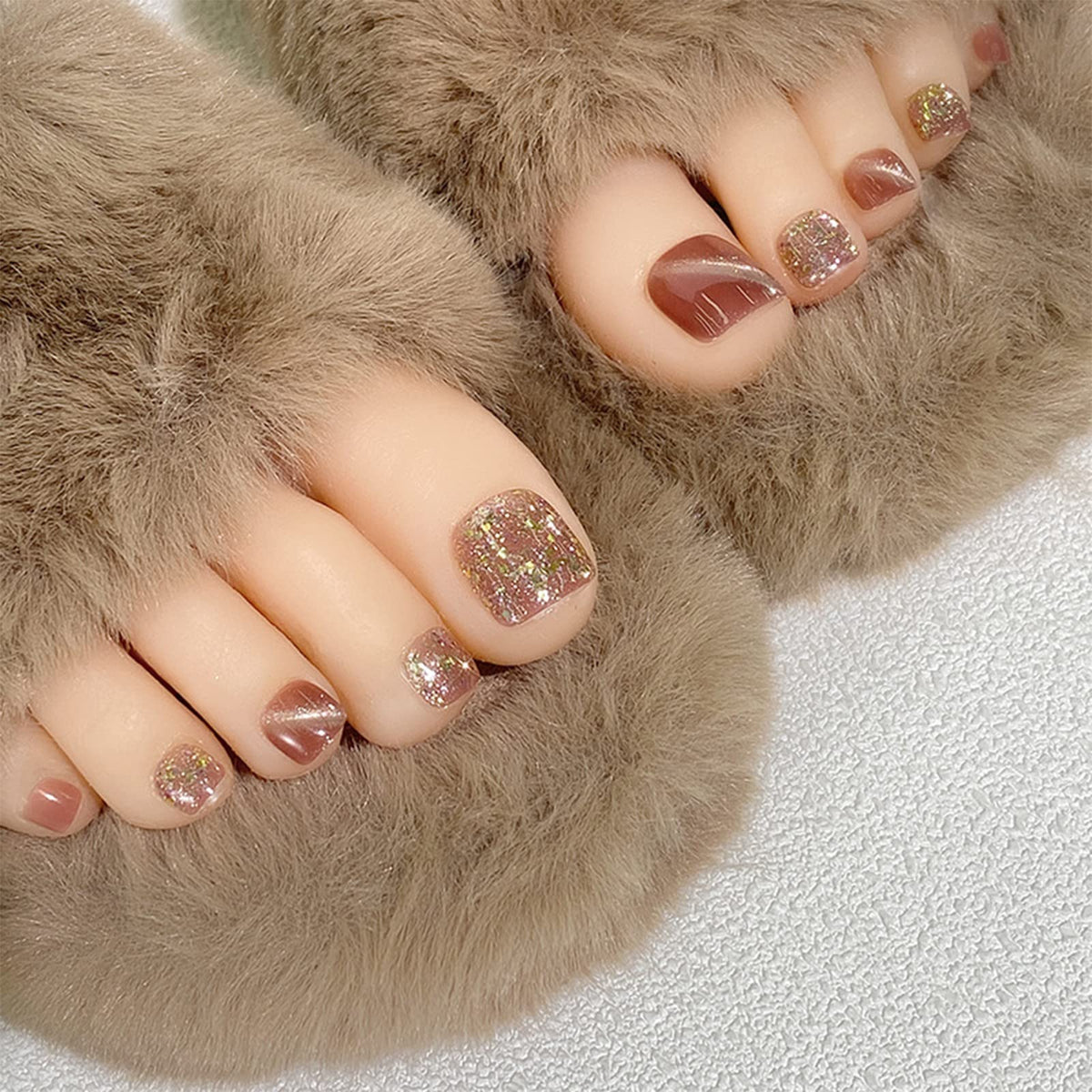 Toe Nail Press ons, Press on Toenails for Women Short Square Glossy Claret Fake Toenails with Glitter Luxury Design Fake Toe nails Manicure Cat Eye Toenail Press on nails 24Pcs