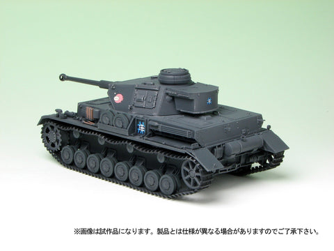 Platz Pz.Kpfw.IV Ausf.D F2 Type Ankou-San Team Version from Anime TV Series of Girls und Panzer Kit, 1:35 Scale