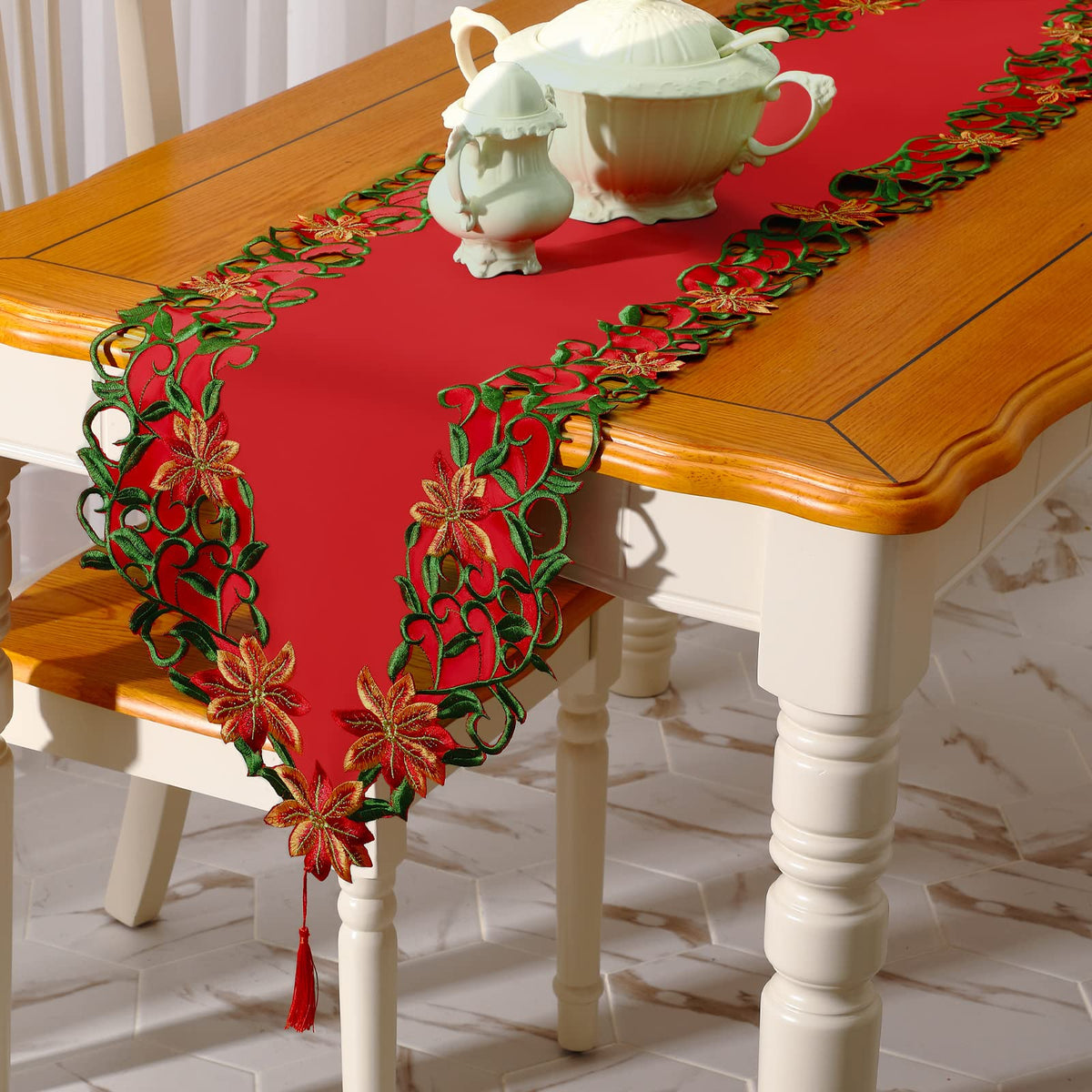 Tatuo Christmas Embroidered Table Runner Xmas Flower Red Table Cover Christmas Leaf Table Linens for Christmas Holiday Home Dining Decoration Wedding Party Gift Supplies(Fresh Style,15 x 70 Inch)