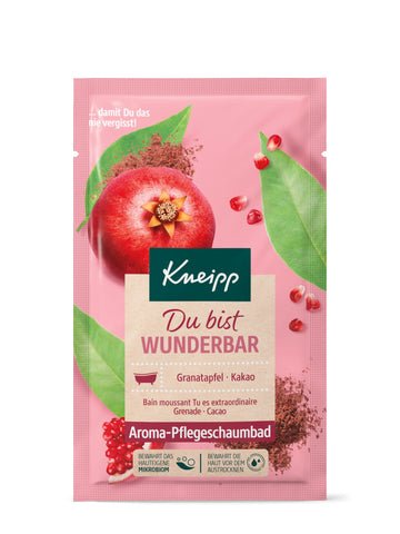 Kneipp Aroma Care Foam Bath Du bist Wunder - Bath Additive with High-Quality Extracts of Pomegranate and Cocoa - for Well-Deserved Time Out with Fruity Fragrance and Long-Lasting Foam - 50 ml