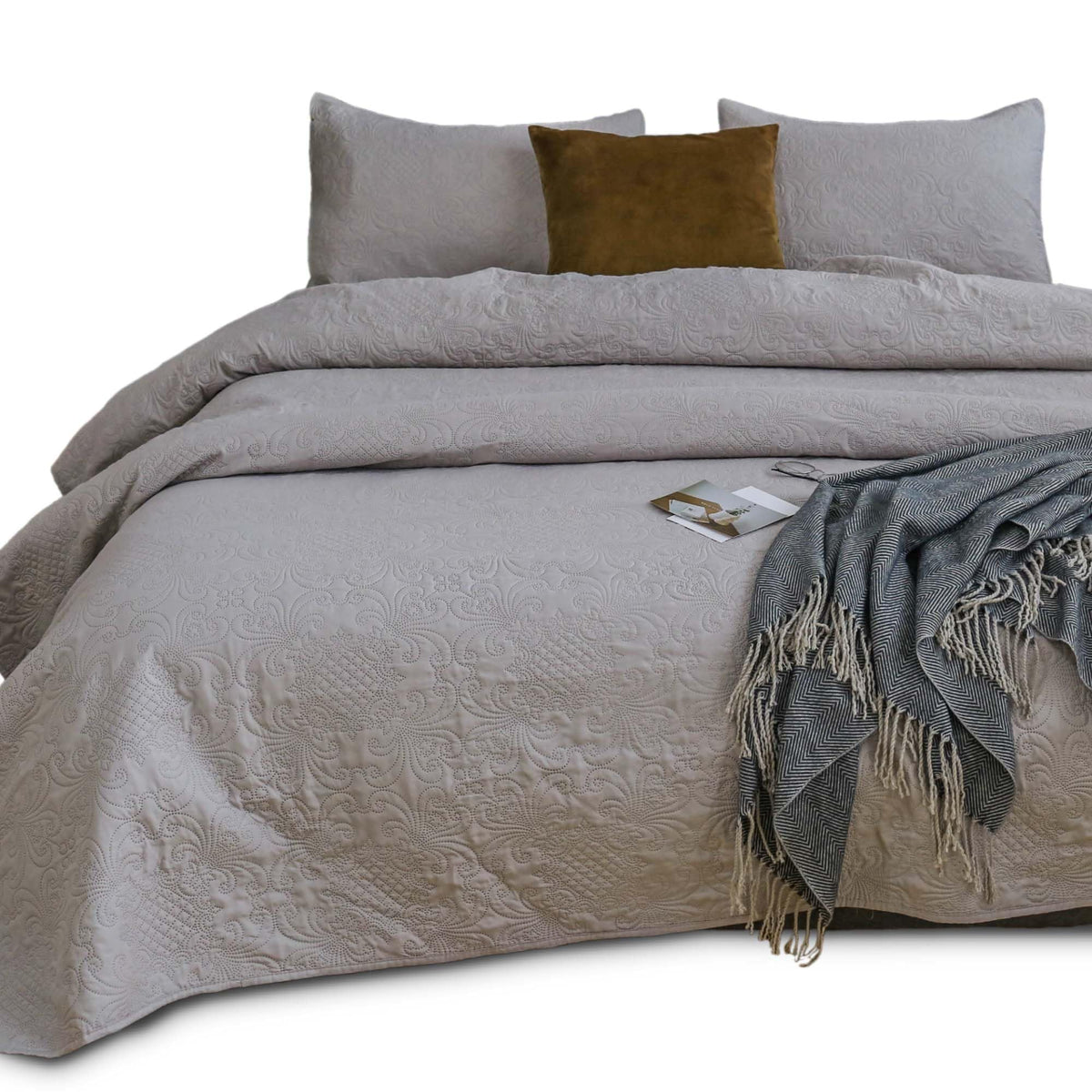 KASENTEX Coverlet Quilt Set-Pre Washed-Luxury Microfiber Soft Warm Bedding-Solid Colors Bedspread-Contemporary Floral Design (Taupe Grey, Twin + 1 Sham)