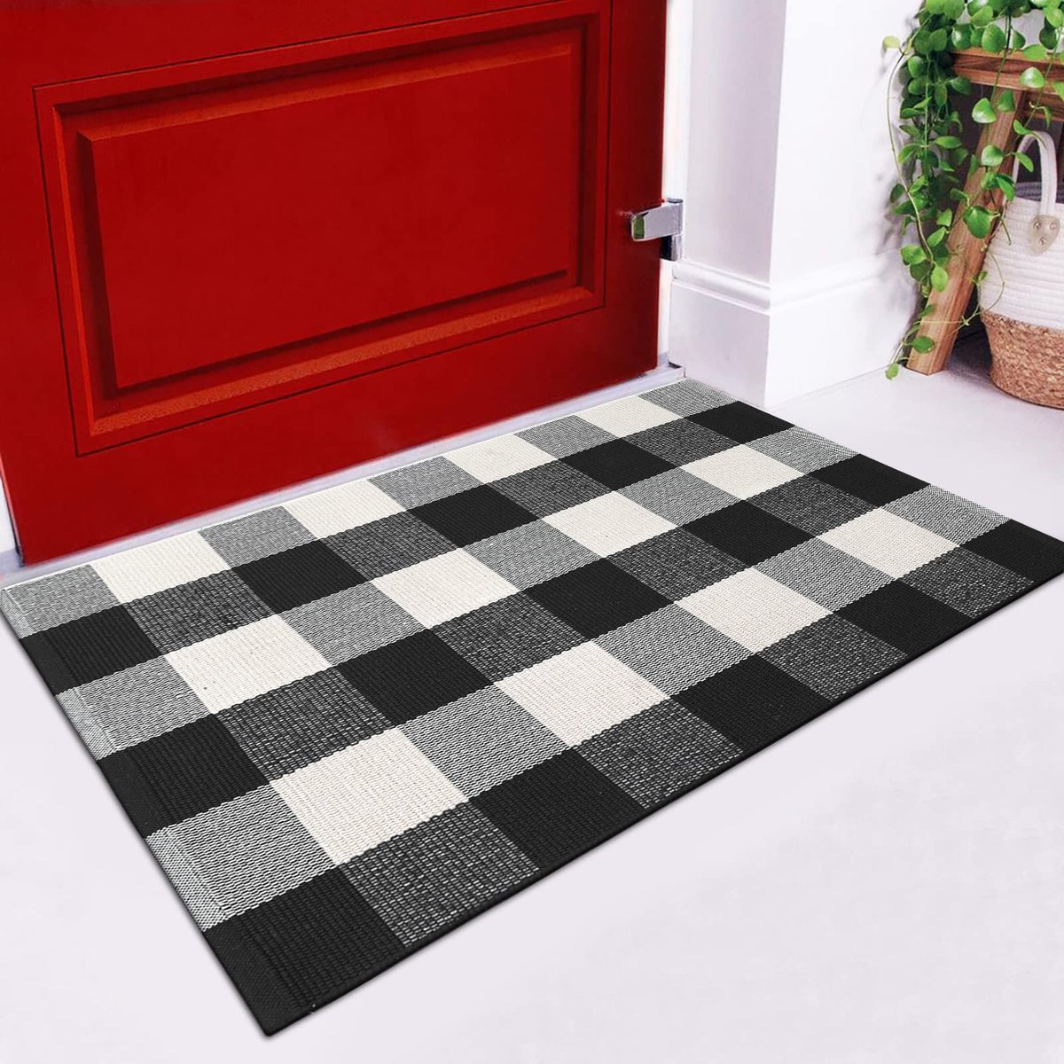 KIMODE Cotton Doormat, Plaid Area Rug Cushioned Black and White Porch Rugs Hand-Woven Floor Mats Washable Door mat Bathroom Runner Area Rug Carpet (2' x 3')