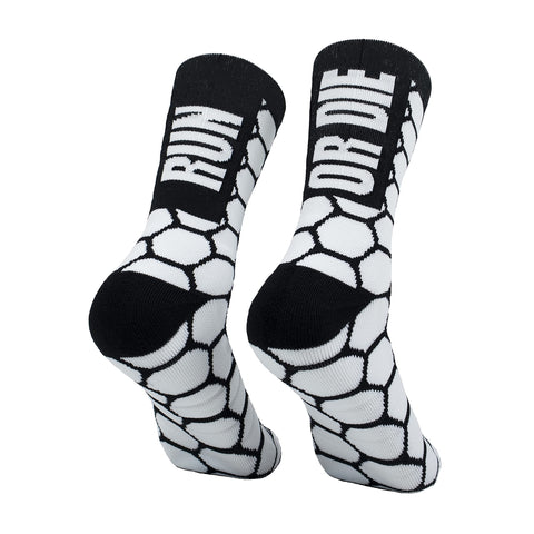 PERRO LOCO CLOTHES Compression Running Socks. (UK, Numeric, 2, 3.5, Regular, Regular, White)