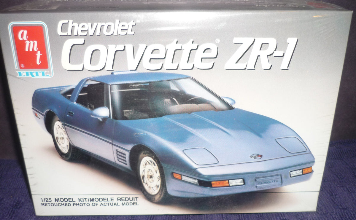 AMT 1991 Chevrolet Corvette ZR-1 1/25 Scale Plastic Model Kit #6143