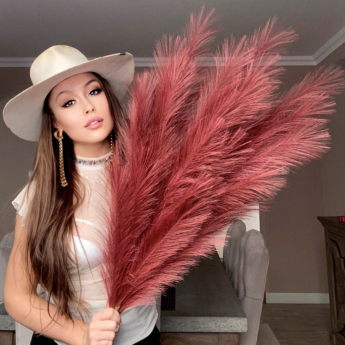 VOULUX Extra Large Tall Burgundy Fake Faux Artificial Pampas Grass Large Fluffy x3 115cm Stems x18 Decorative Artificial Flora Feathers For Floor Vases Tall Plant Flowers Swingers Long Pampas Grass