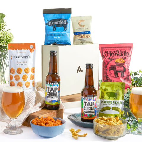 Craft Beer & Pub Snacks Gift Hamper - British Beer Hampers For Men, Unique Beer Gifts For Men, Craft Beer Gift Set For Men, Hamper For Men, Hamper for Men, Lager Gift Set, Clearwater Hampers