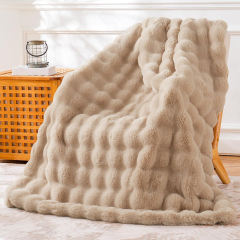 BENVWE Faux Fur Bubble Blanket, Soft, Cozy & Thick, 63x80 Inches, Beige