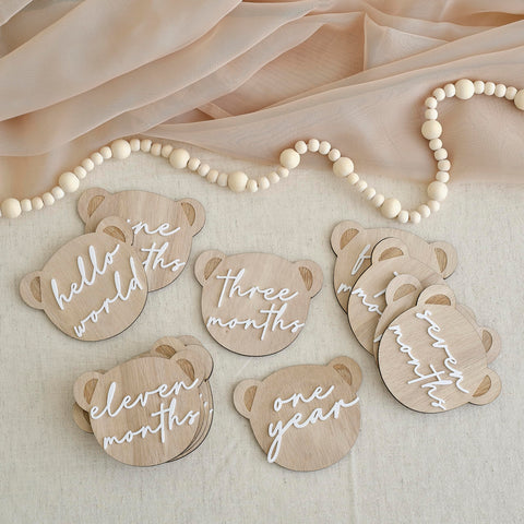 Ginger Ray 13x Wooden Teddy Bear Shaped Milestone 1x Hello World Sign Baby Shower Gift, Neutral
