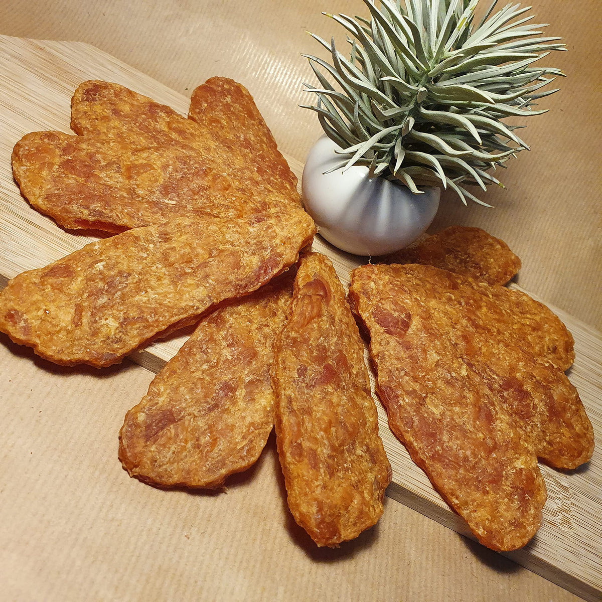 MinMont Pets- Chicken Fillets, Chicken Jerky, Natural Dog Treats, for Dogs and Puppies from 12 weeks. Pack of 10 or 20 fillets (10 fillets)
