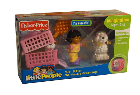 Fisher-Price World of Little People Mia and Her On-The-Go-Grooming